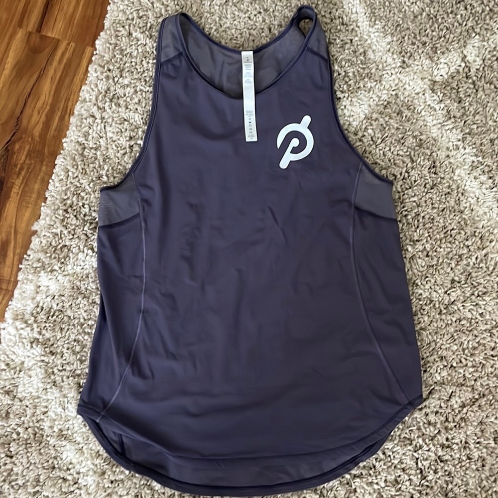 EUC Lululemon Peloton tank